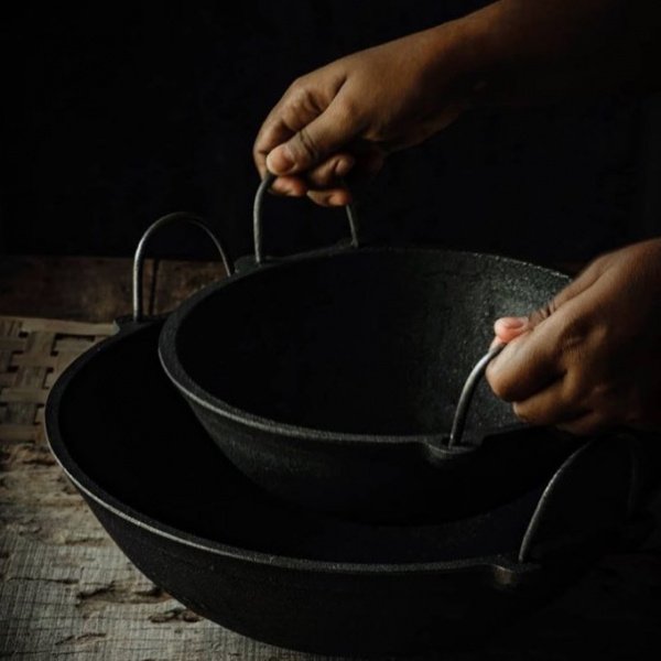 Cast Iron Traditional Kadai - Image 4